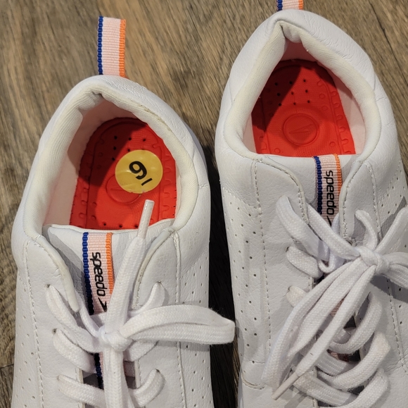 Speedo tennis shoes - Picture 4 of 5